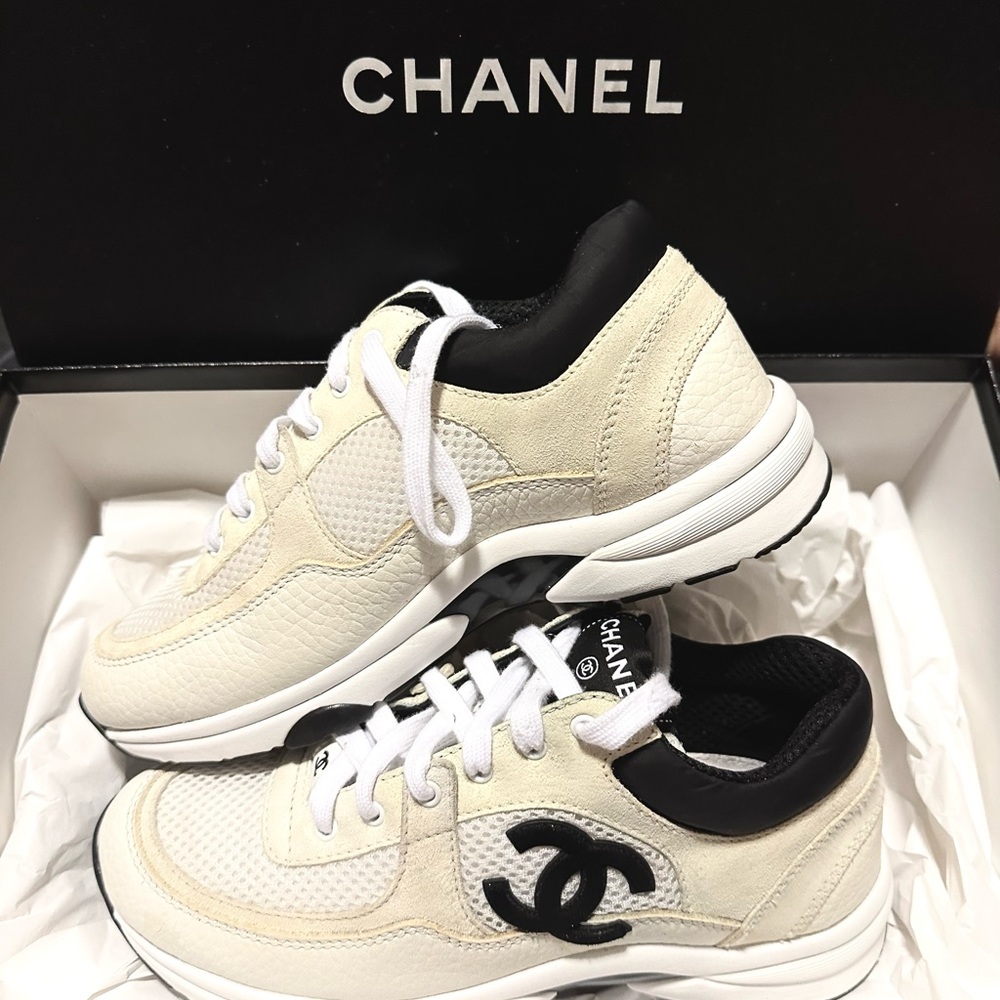 Chanel sneakers rare size 36 used twice